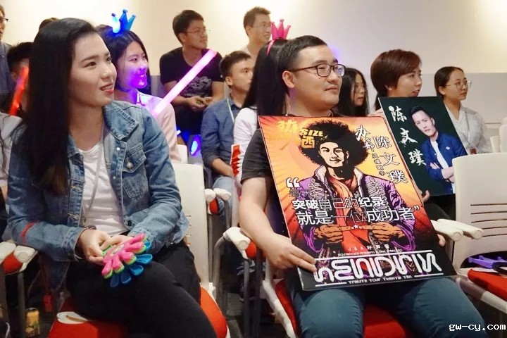 J&Abetway开户网站新歌声总决赛现场 J&Abetway开户网站新歌声总决赛现场