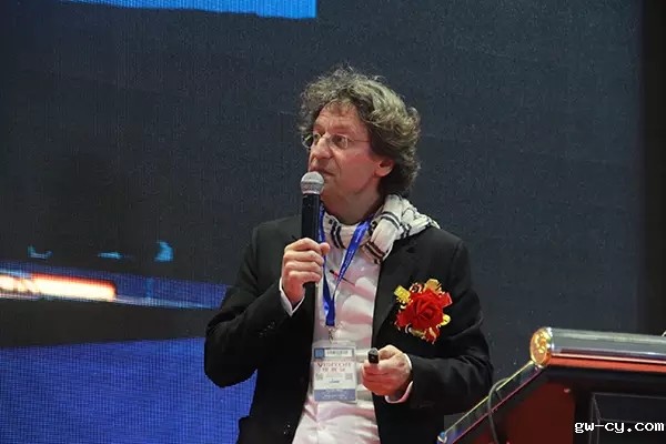 瑞士知名建筑师Davide Macullo(达维德·马库洛) 瑞士知名建筑师Davide Macullo(达维德·马库洛)