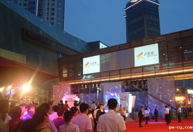 室内设计公司J&A设计完成的沈阳大悦城盛大开业