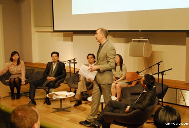 室内设计公司J&A总设计师姜峰应邀参加伦敦设计节并在中英设计论坛上做主题演讲