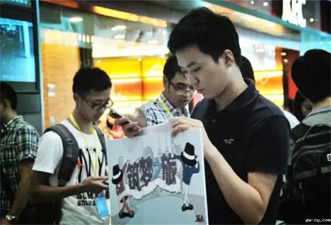 室内设计公司J&Abetway开户网站筑梦之旅day1：上班时间去逛街，梦想实现啦