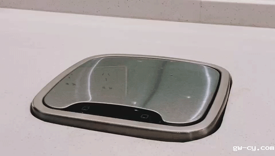 自动感应式过滤垃圾桶，无需手动触碰