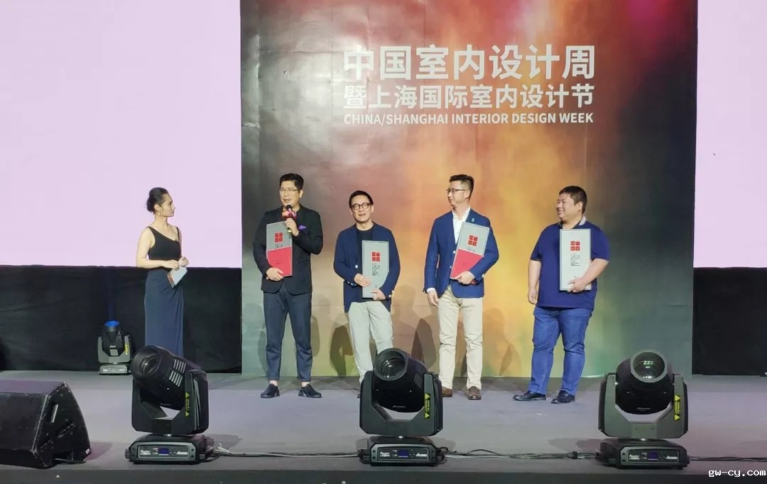 J&Abetway开户网站董事长/总设计师姜峰先生被授予“中国室内装饰行业突出贡献奖”